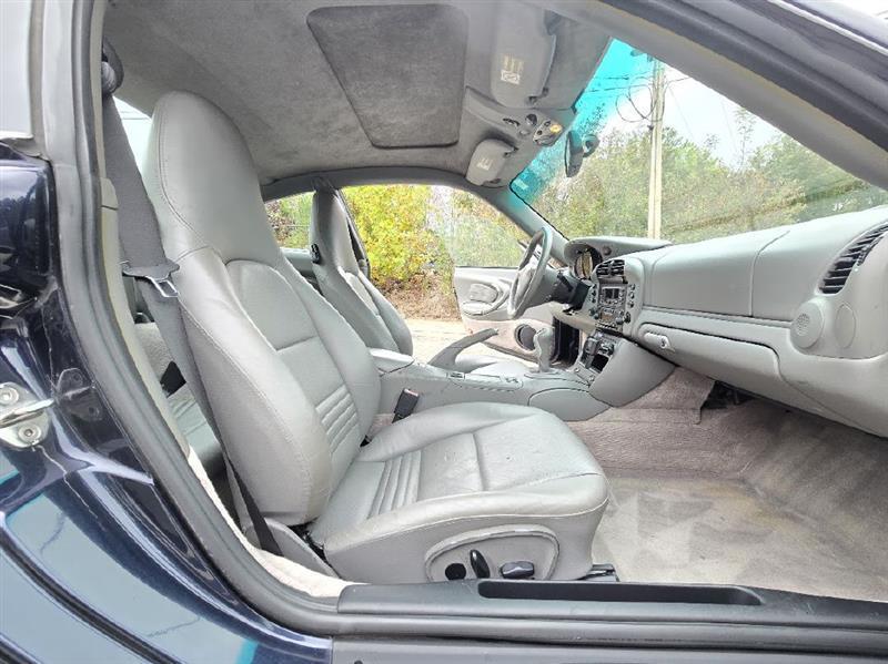 Porsche 911 Carrera 2 2002