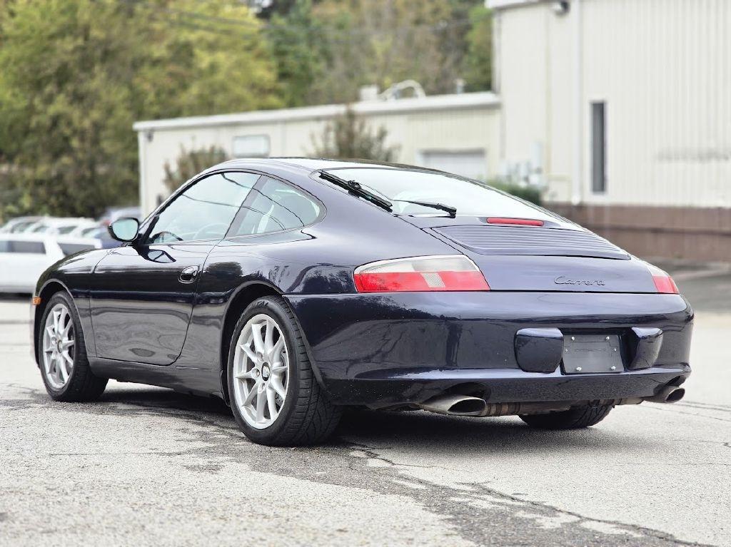 Porsche 911 Carrera 2 2002