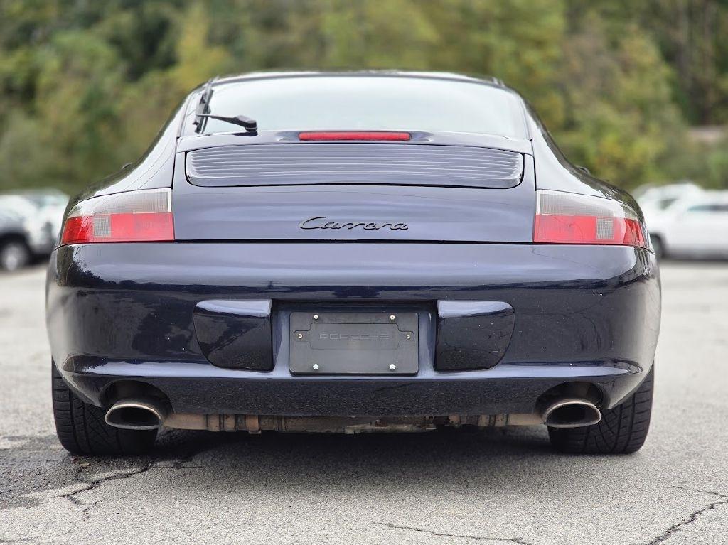 Porsche 911 Carrera 2 2002