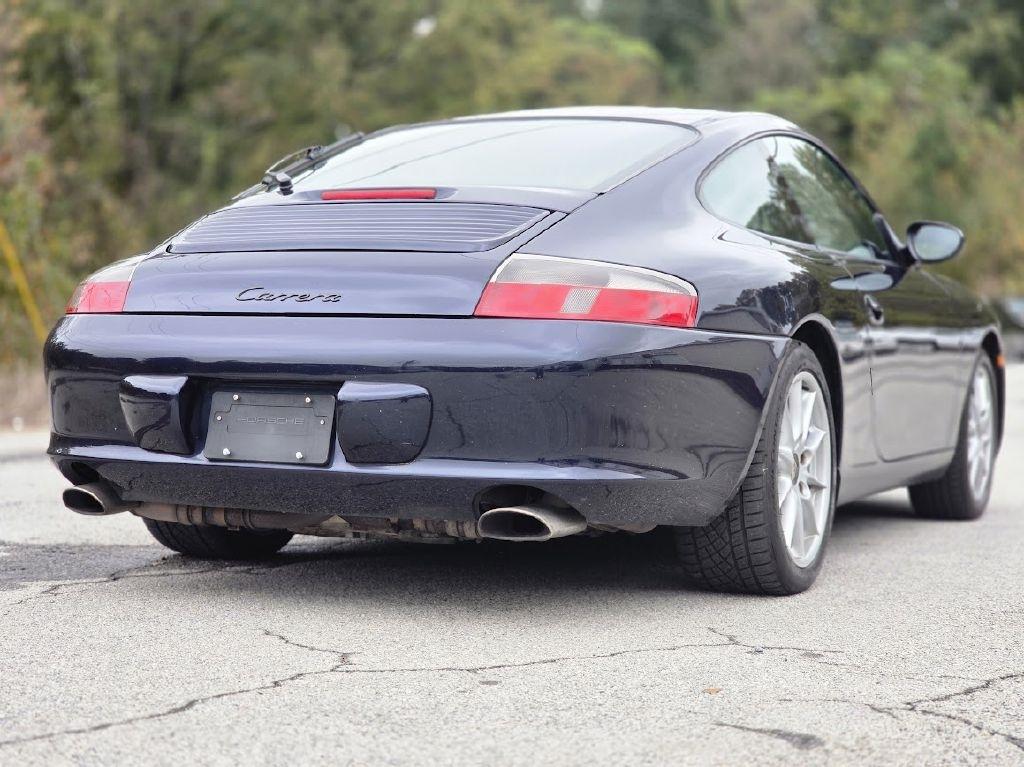 Porsche 911 Carrera 2 2002