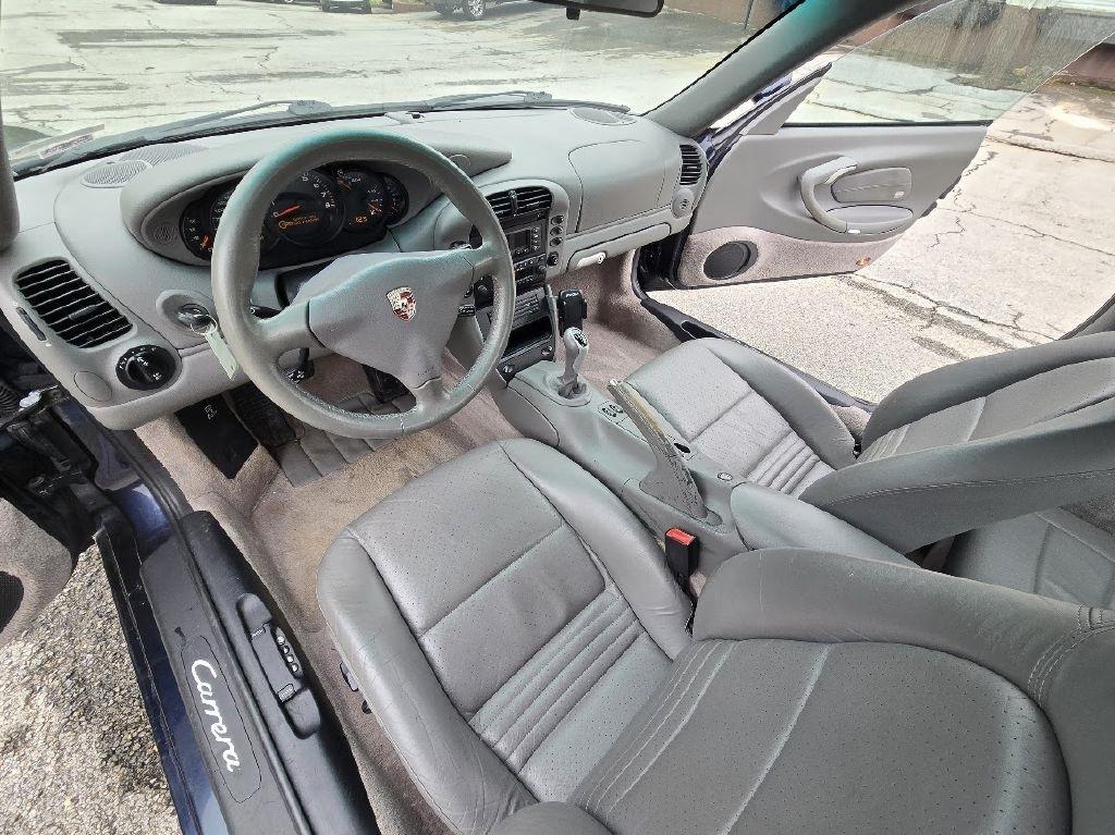 Porsche 911 Carrera 2 2002