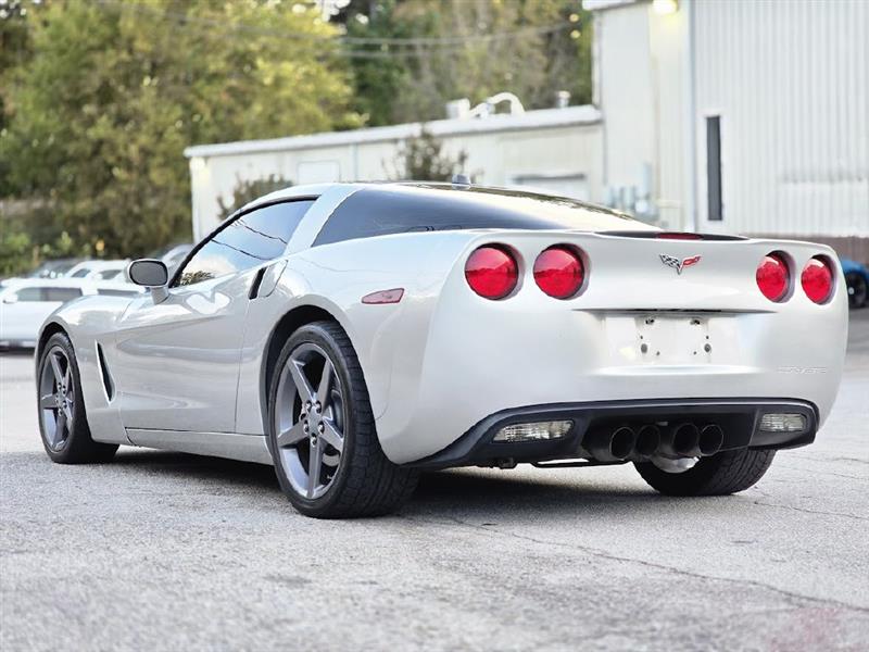Chevrolet Corvette Coupe 2005