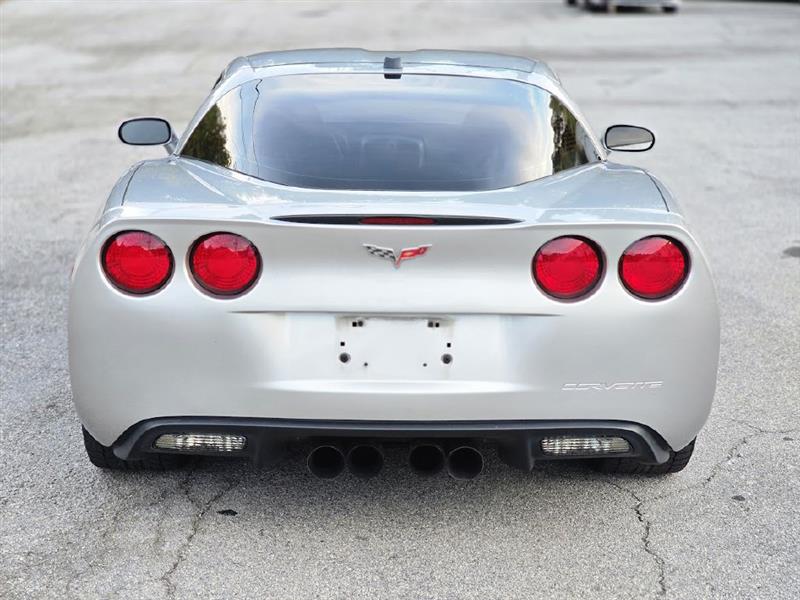 Chevrolet Corvette Coupe 2005