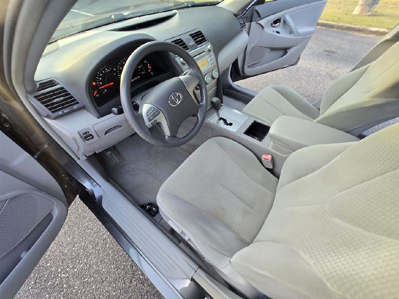 Toyota Camry XLE 2008