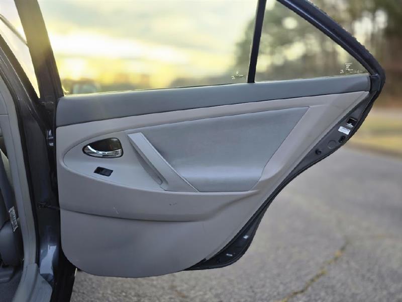 Toyota Camry XLE 2008