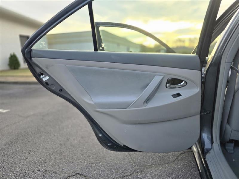 Toyota Camry XLE 2008