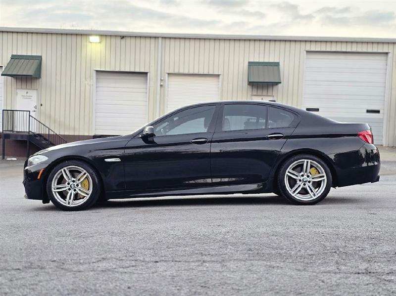 BMW 5-Series 550i 2013