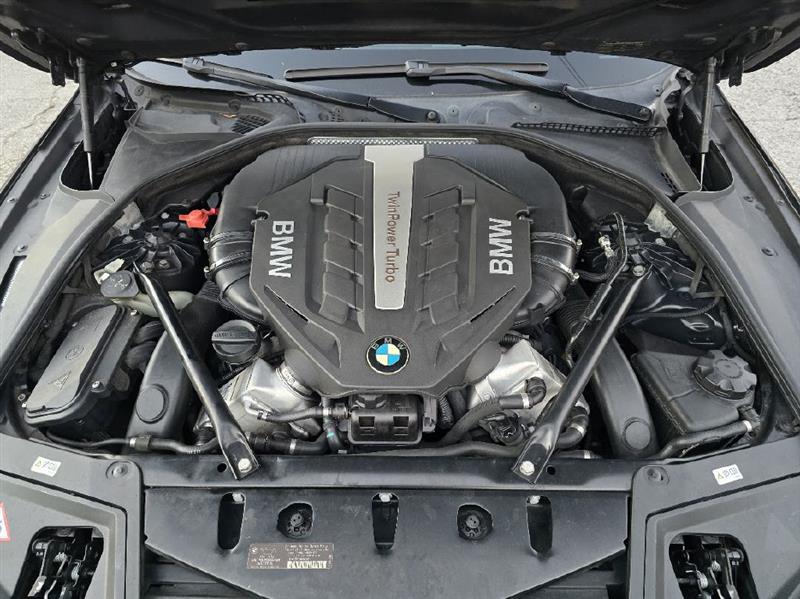 BMW 5-Series 550i 2013