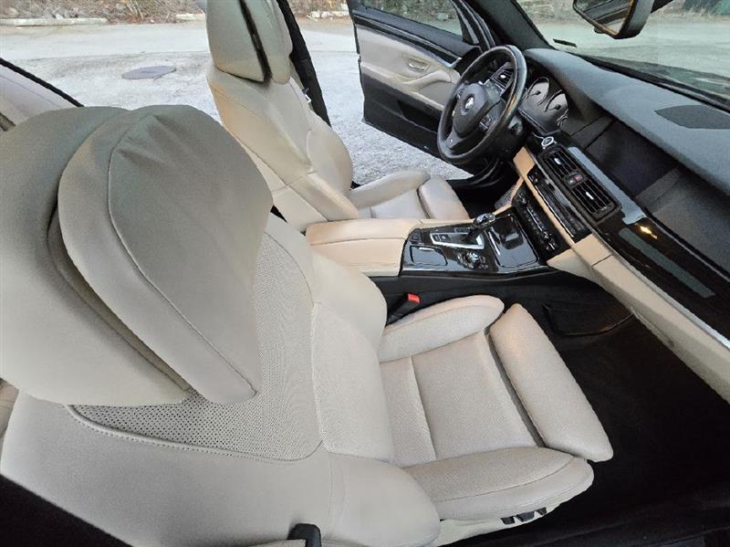 BMW 5-Series 550i 2013