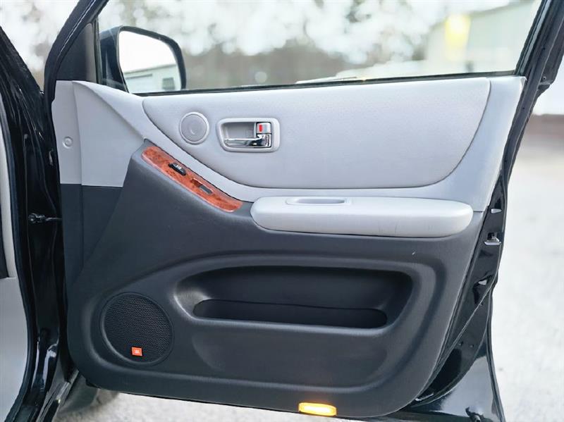 Toyota Highlander V6 2WD with 3rd-Row Seat 2007