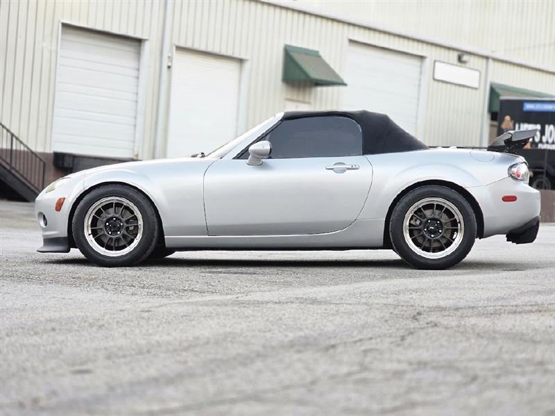 Mazda MX-5 Miata Grand Touring 2008