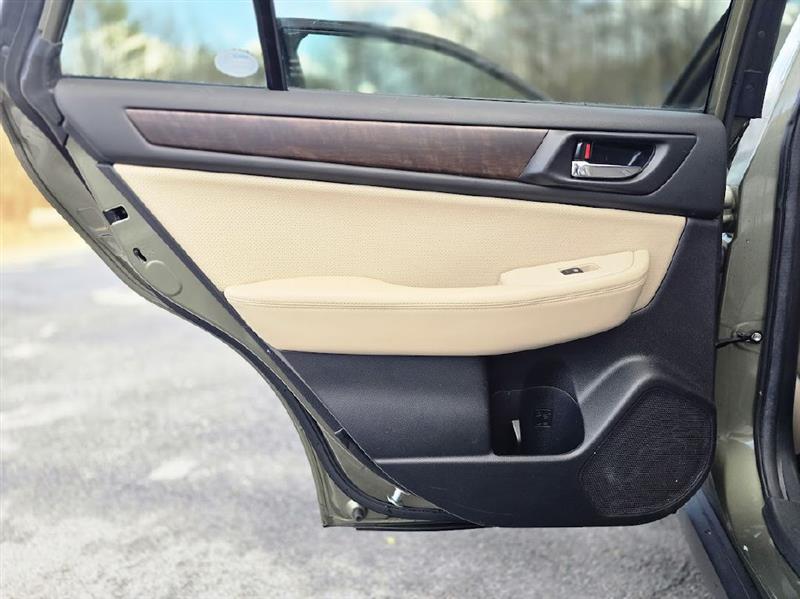 Subaru Outback 2.5i Limited 2016