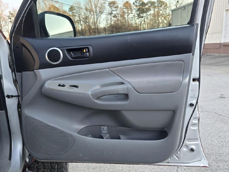 Toyota Tacoma Double Cab V6 4WD 2008