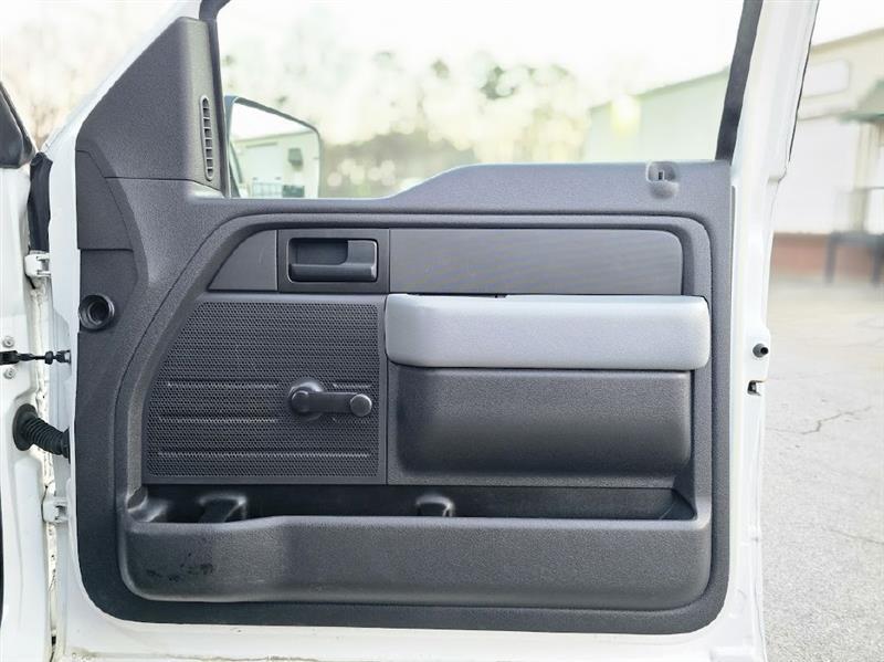 Ford F-150 XL SuperCab 8-ft. Bed 4WD 2013