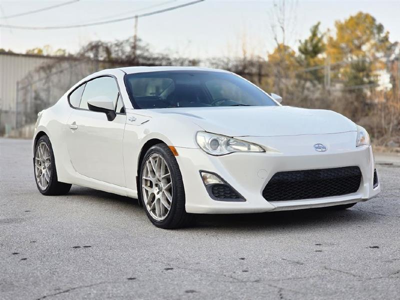 Scion FR-S 6MT 2013