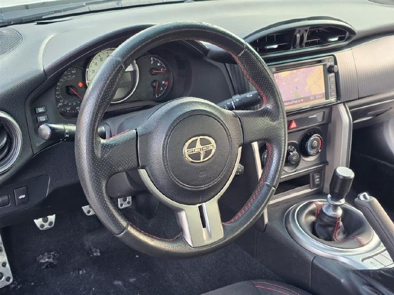Scion FR-S 6MT 2013