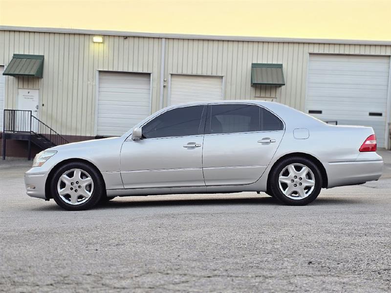 Lexus LS 430 Sedan 2004