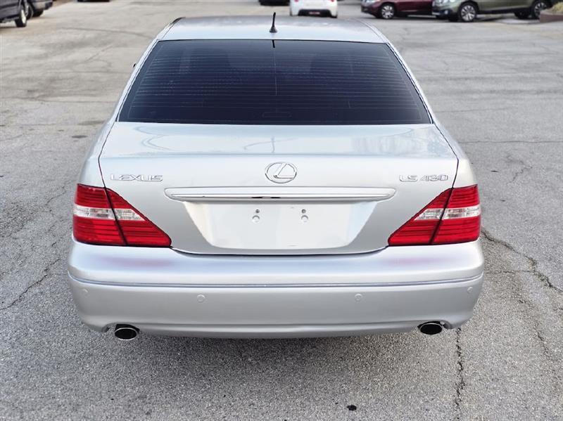 Lexus LS 430 Sedan 2004