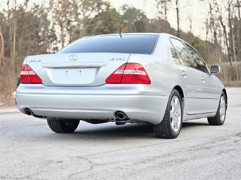 Lexus LS 430 Sedan 2004