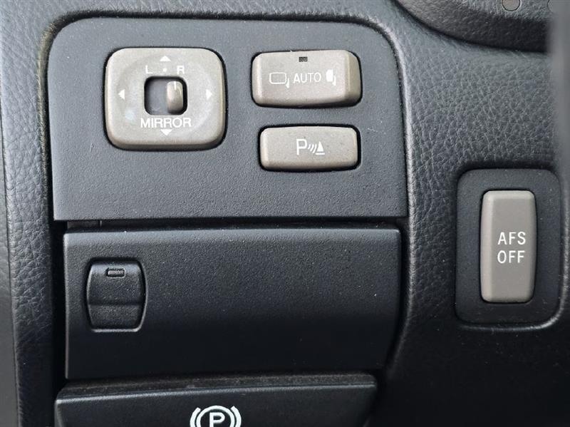 Lexus LS 430 Sedan 2004