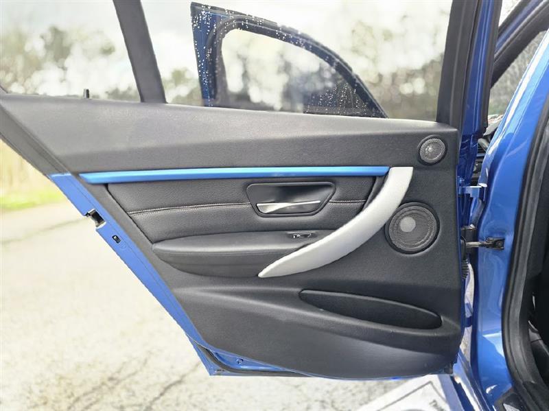 BMW 3-Series 328i SULEV 2016