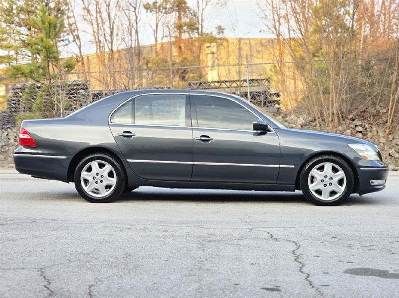 Lexus LS 430 Sedan 2004