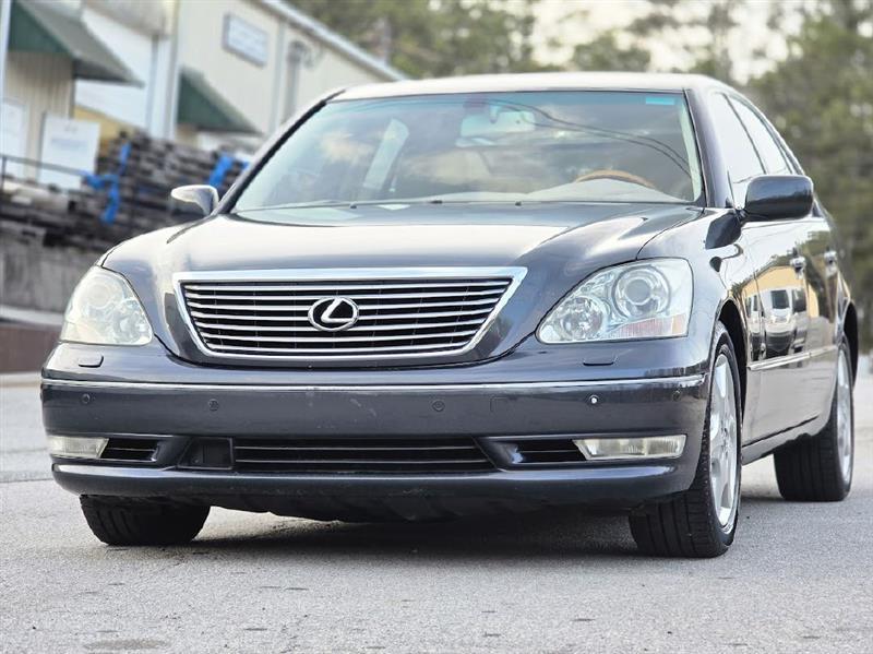 Lexus LS 430 Sedan 2004