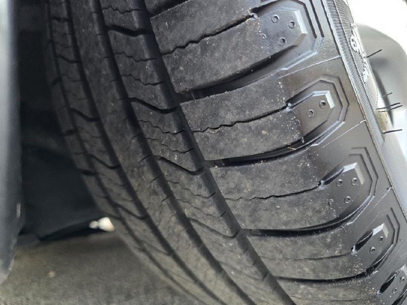 Lexus LS 430 Sedan 2004