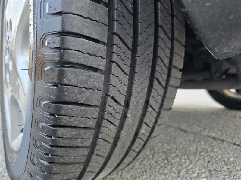 Lexus LS 430 Sedan 2004