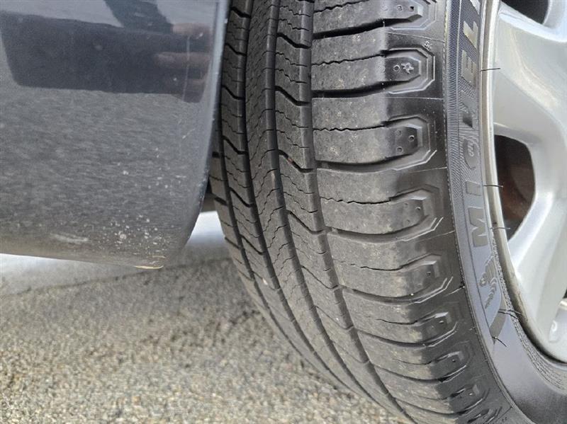 Lexus LS 430 Sedan 2004