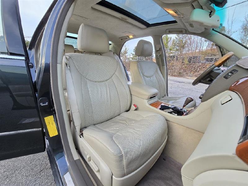 Lexus LS 430 Sedan 2004