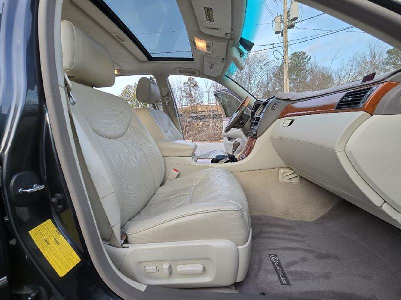 Lexus LS 430 Sedan 2004