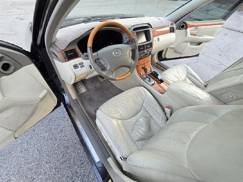 Lexus LS 430 Sedan 2004