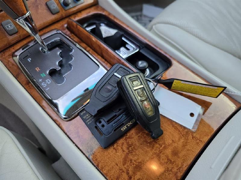 Lexus LS 430 Sedan 2004