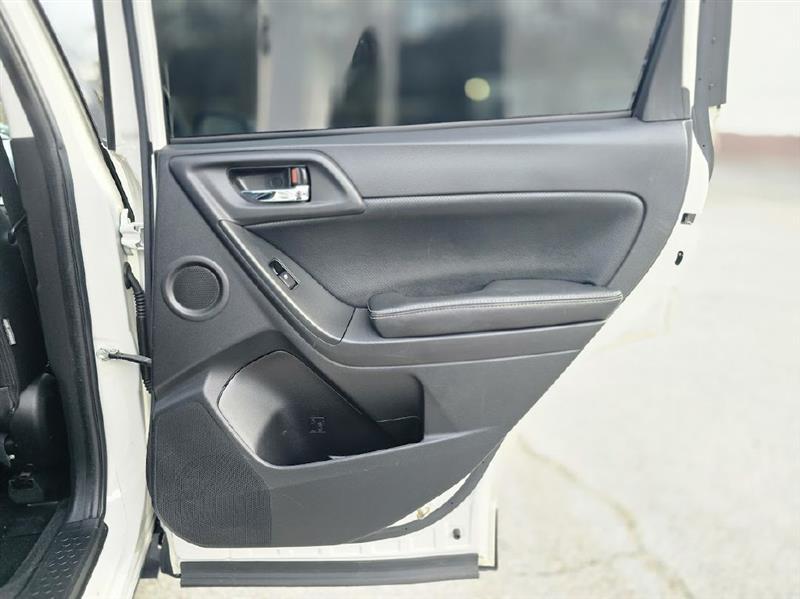 Subaru Forester 2.0XT Touring 2014