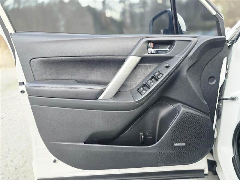 Subaru Forester 2.0XT Touring 2014