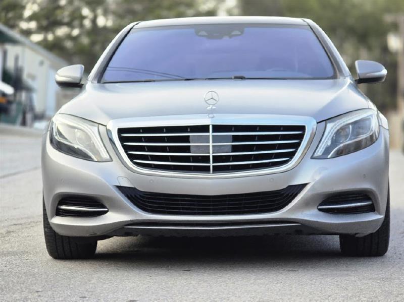 Mercedes-Benz S-Class S550 2015