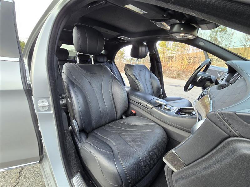 Mercedes-Benz S-Class S550 2015