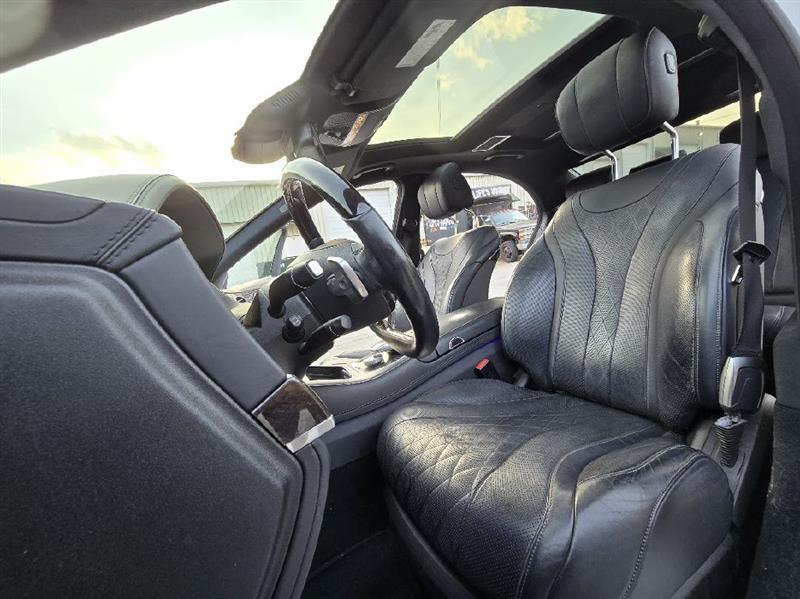 Mercedes-Benz S-Class S550 2015