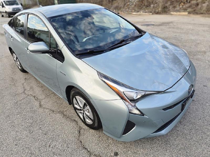 Toyota Prius Two 2017