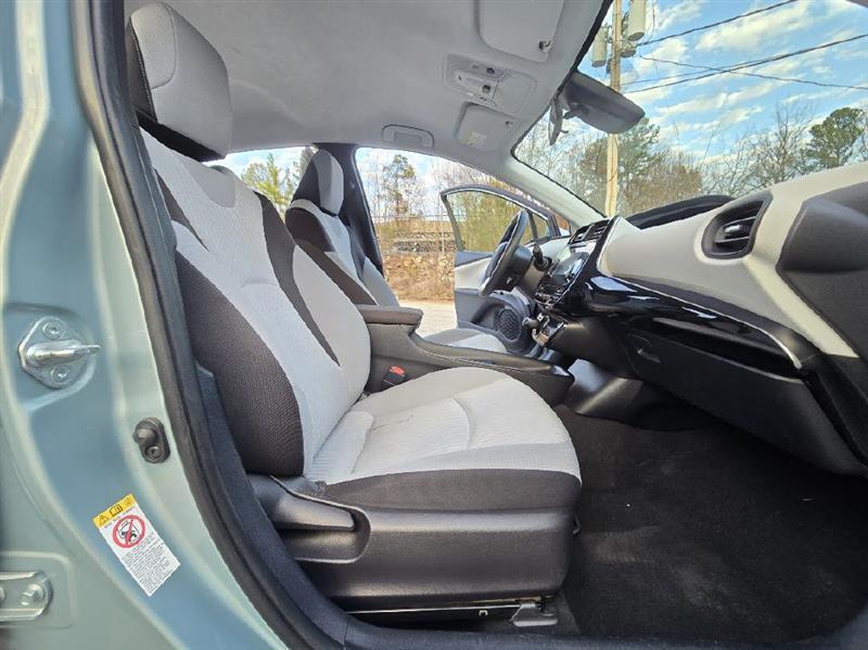 Toyota Prius Two 2017