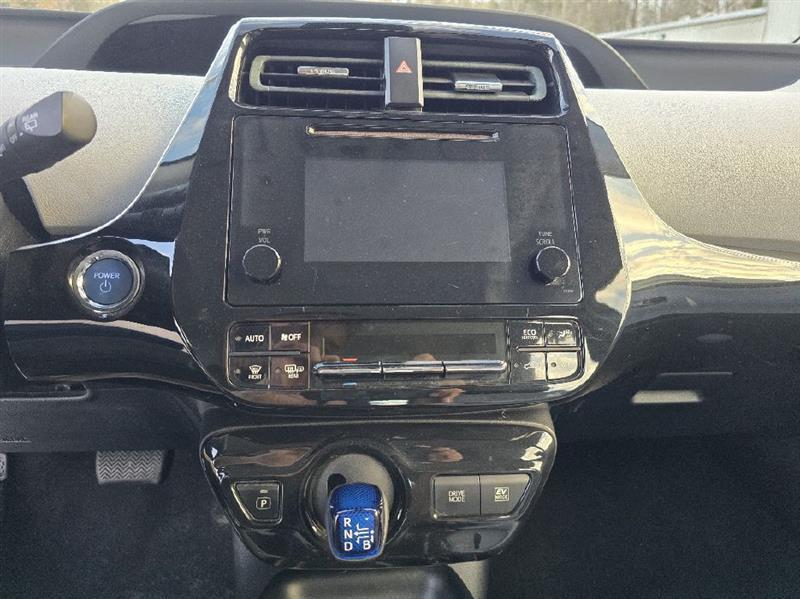 Toyota Prius Two 2017