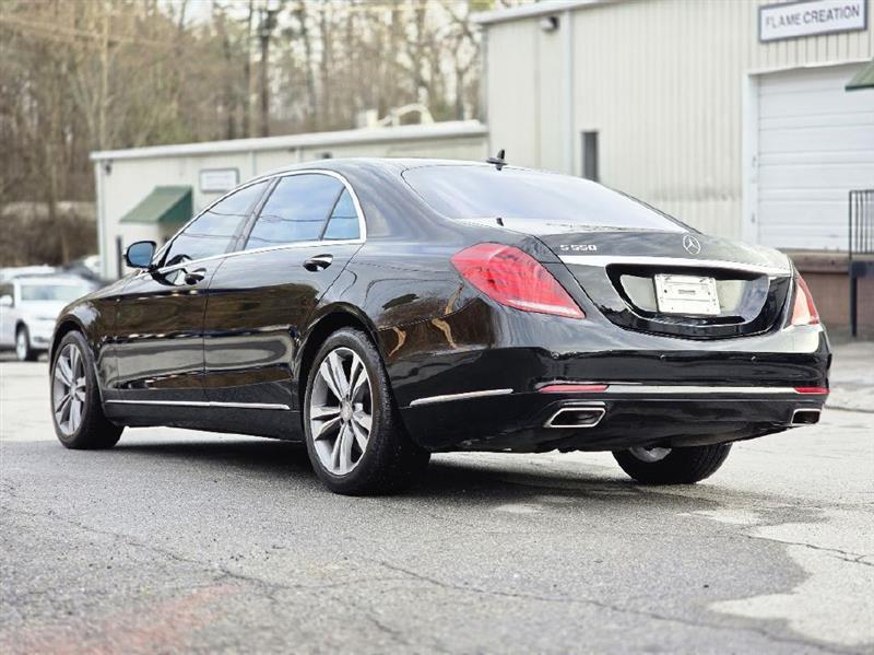Mercedes-Benz S-Class S550 2015