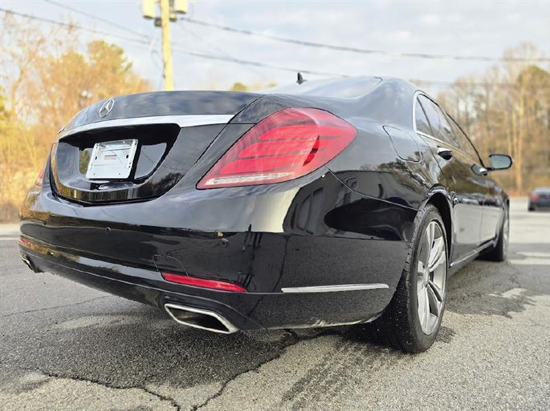 Mercedes-Benz S-Class S550 2015