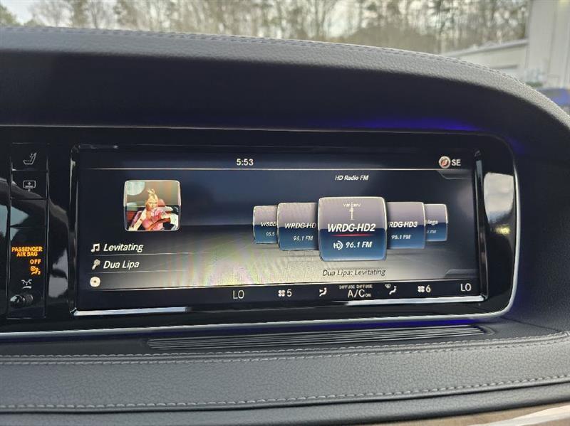 Mercedes-Benz S-Class S550 2015