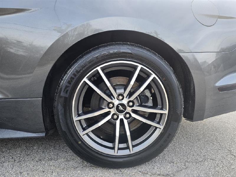 Ford Mustang GT Premium Coupe 2017