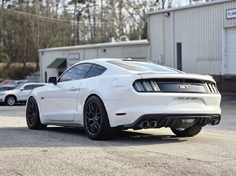 Ford Mustang GT Premium Coupe 2017