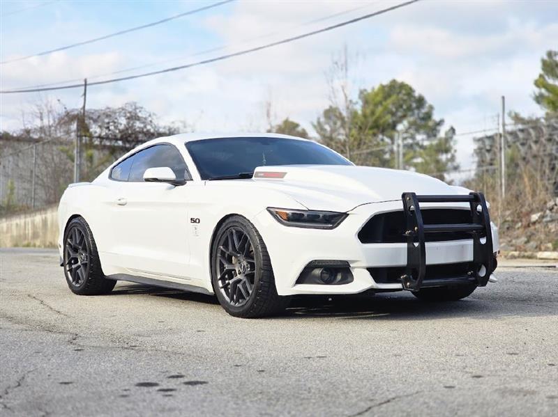 Ford Mustang GT Premium Coupe 2017