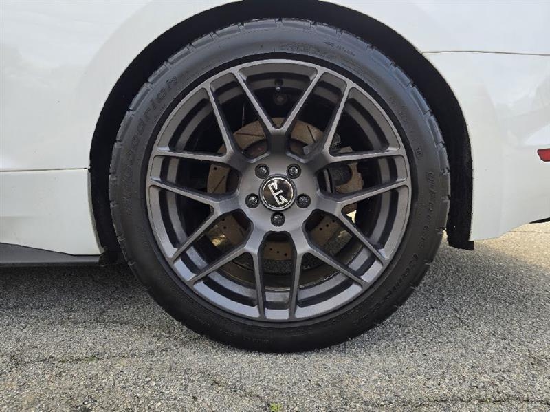 Ford Mustang GT Premium Coupe 2017