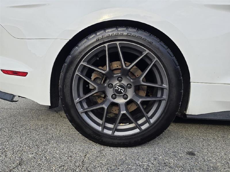 Ford Mustang GT Premium Coupe 2017